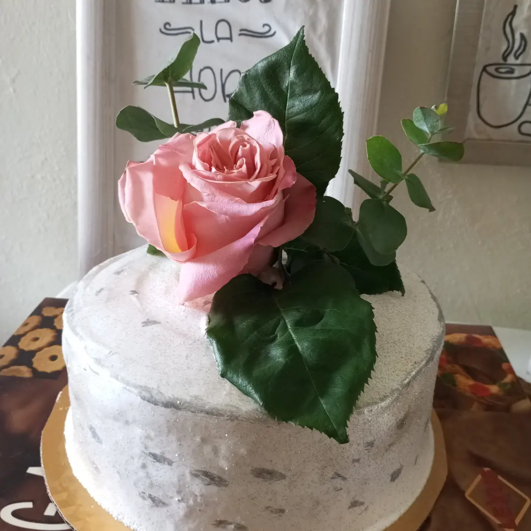 Bizcocho artesanal Eventos y Decoraciones NA