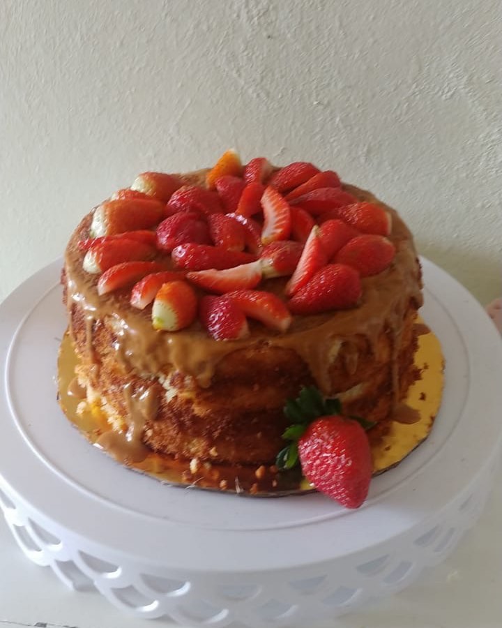 Naked cake con fresas